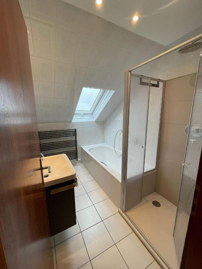 Grosszuegige Ferienwohnung Am Stadtrand Von Фулда Екстериор снимка